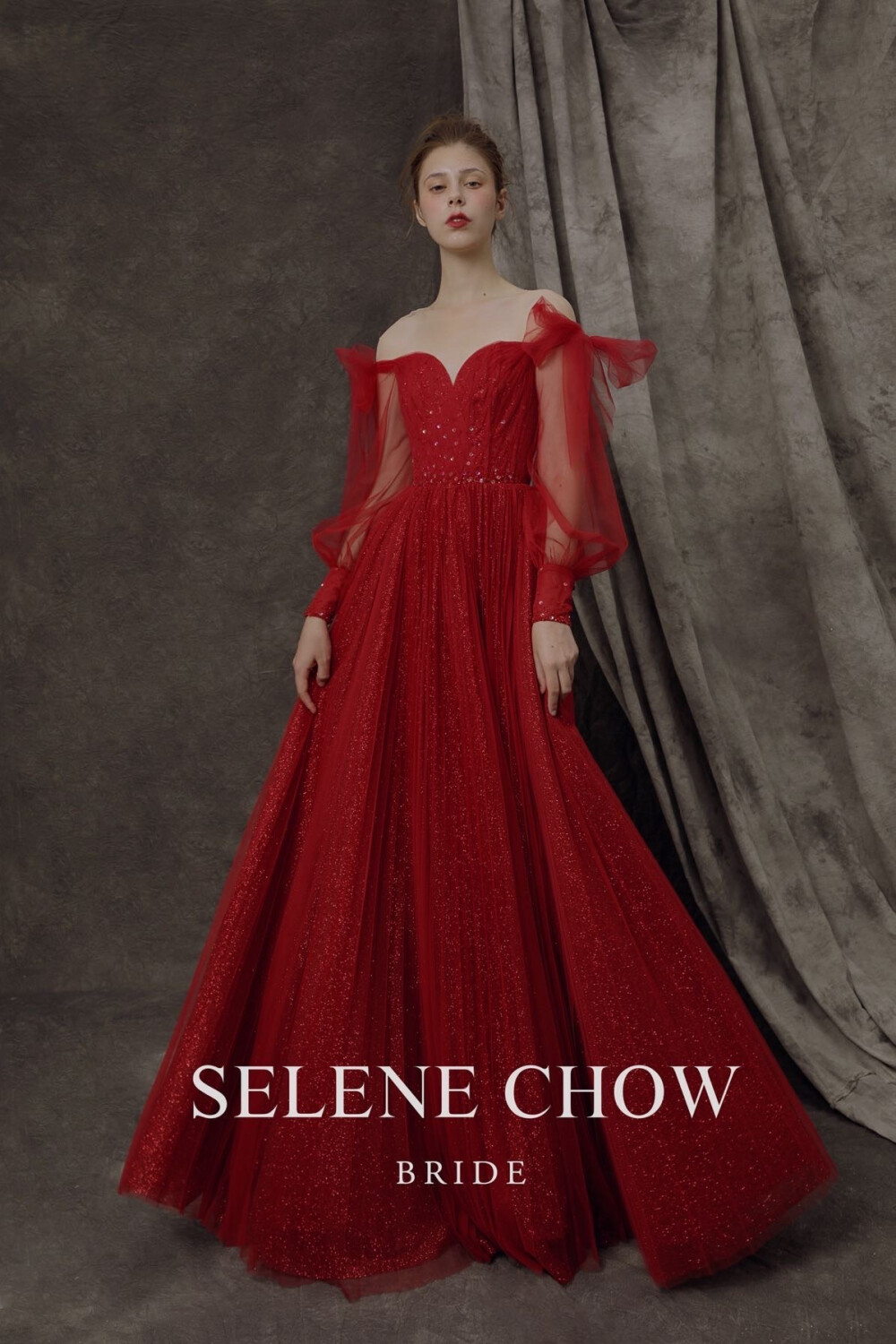 SELENE CHOW 宴会礼服，图源微博cr：@设计师Selene Chow