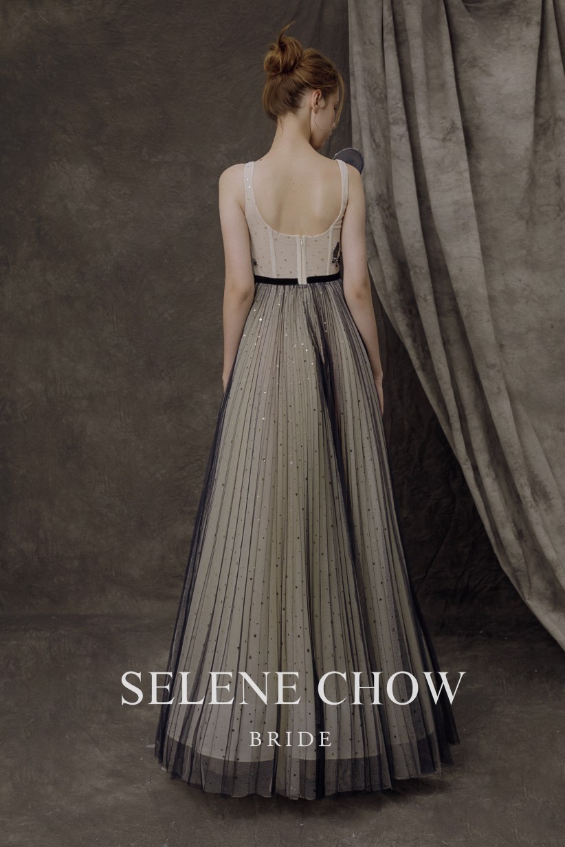 SELENE CHOW 宴会礼服，图源微博cr：@设计师Selene Chow