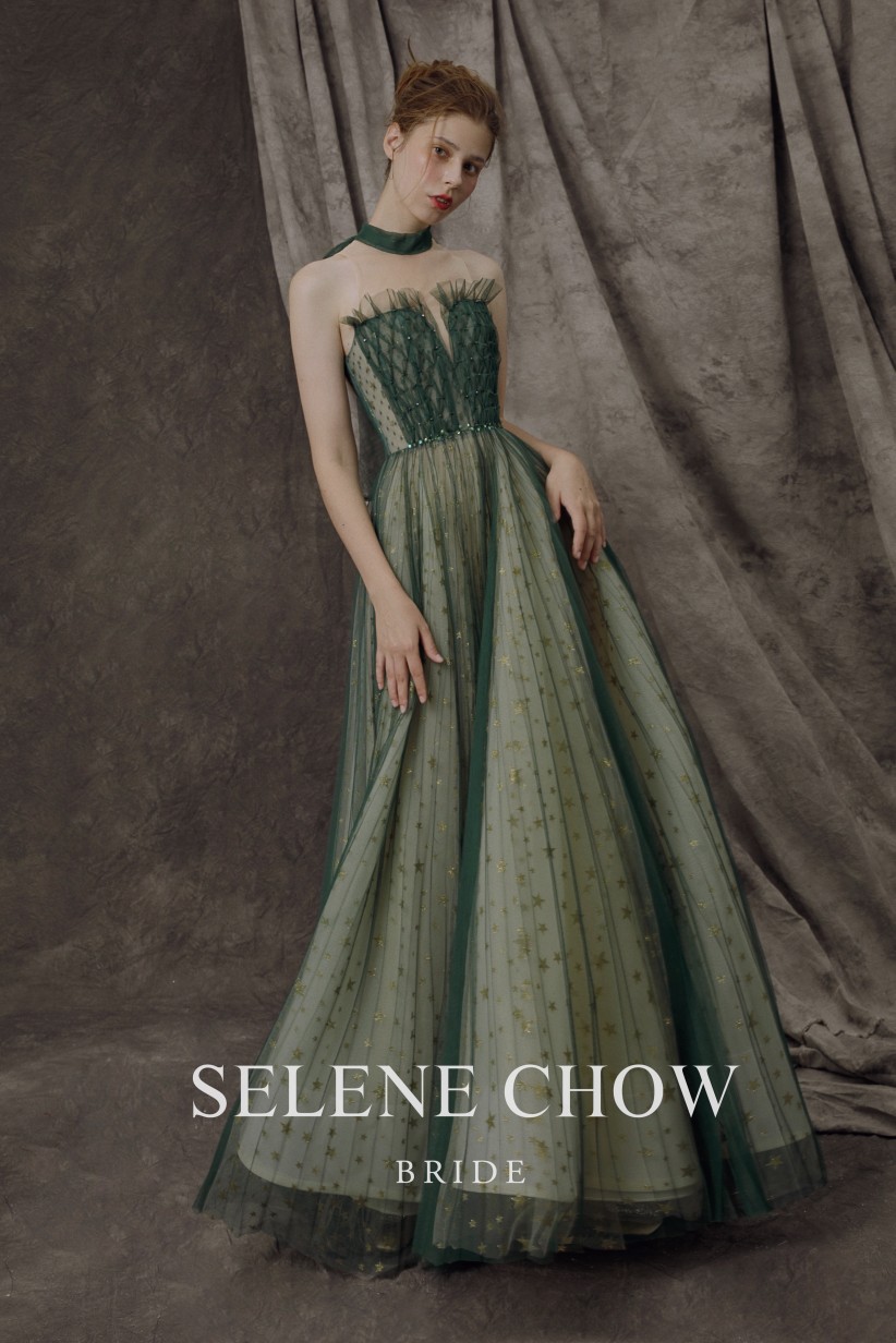 SELENE CHOW 宴会礼服，图源微博cr：@设计师Selene Chow