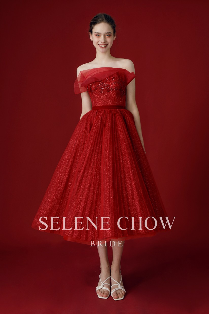 SELENE CHOW 宴会礼服，图源微博cr：@设计师Selene Chow