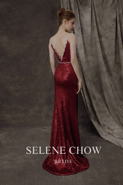 SELENE CHOW 宴会礼服，图源微博cr：@设计师Selene Chow