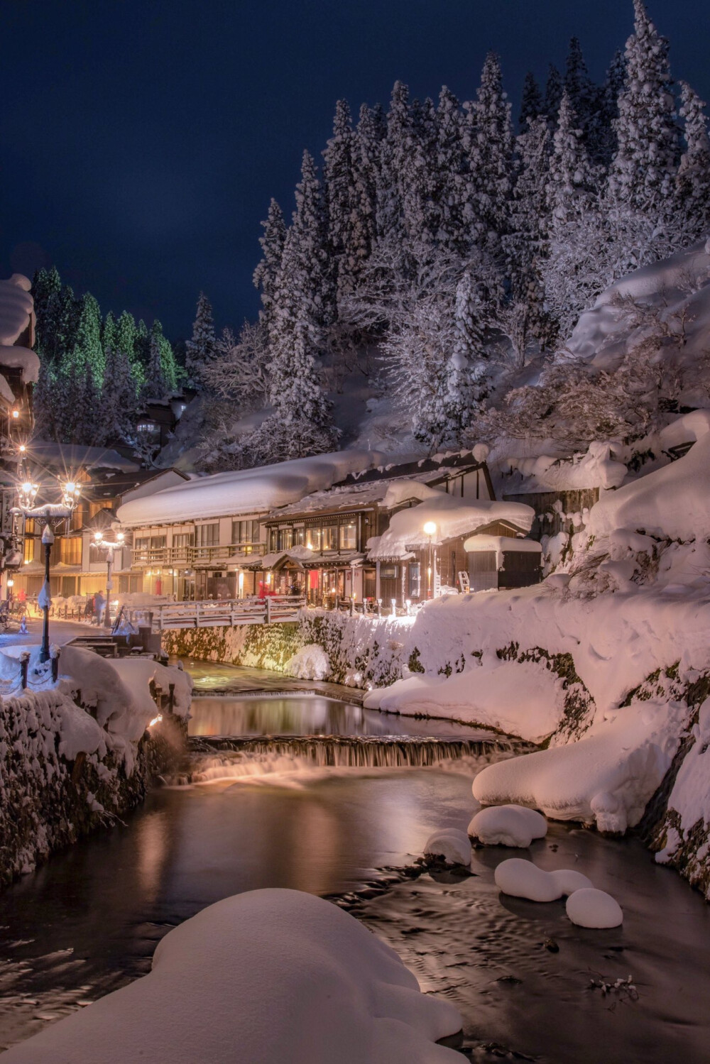  雪景壁纸·现实版千与千寻神隐之地
