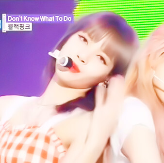 lisa&rosé
原截林浣恩