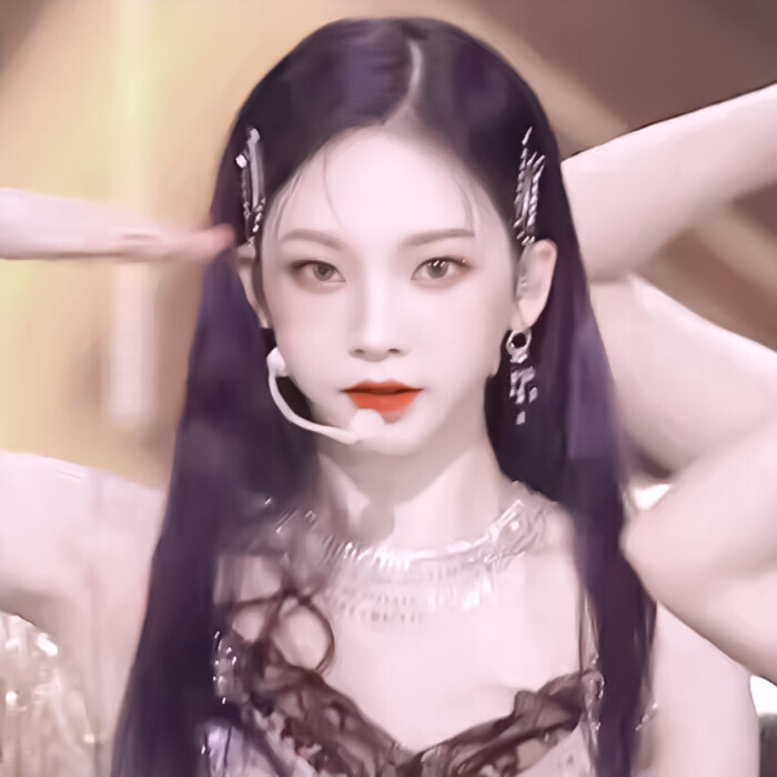 心动女嘉宾“柳智敏”
‘你是人间高配 顶配 绝配 宇宙最配’
图源|裴子澄