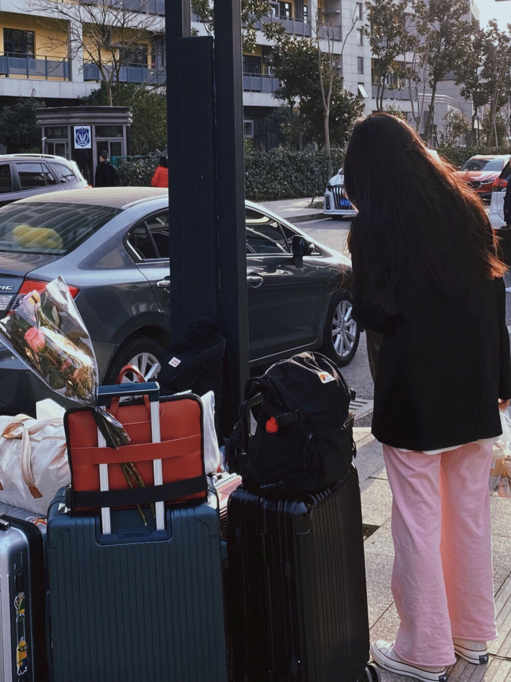 在家躺了三天之后，又开始想回学校了