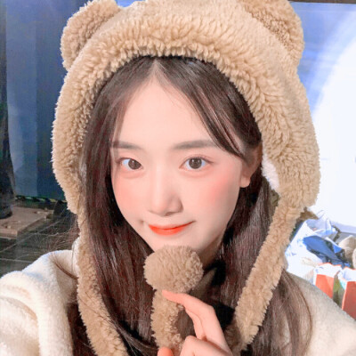 温柔的人如同沼泽。
胡馨尹/江柒甜