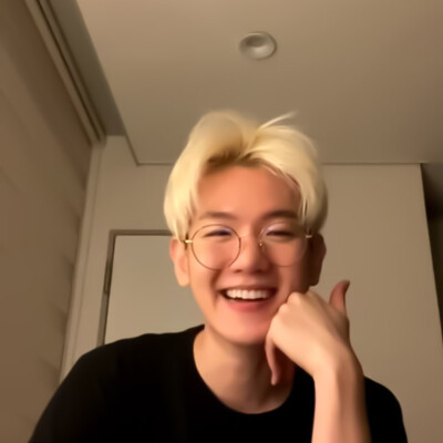 边伯贤可二改
自截注明江霖远