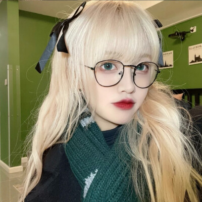 慢也好 步子小也好 是在往前走就行了 ​ ​​​