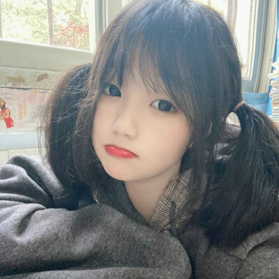 慢也好 步子小也好 是在往前走就行了 ​ ​​​