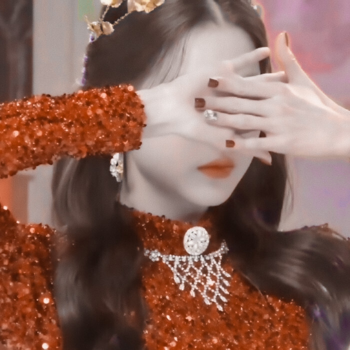 ˙我的骨骼说，我还爱着你。
˙原截©林憰
˙张元英 ／ 江思吟