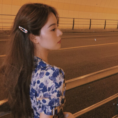 侧脸杀°｜背影杀°｜女头