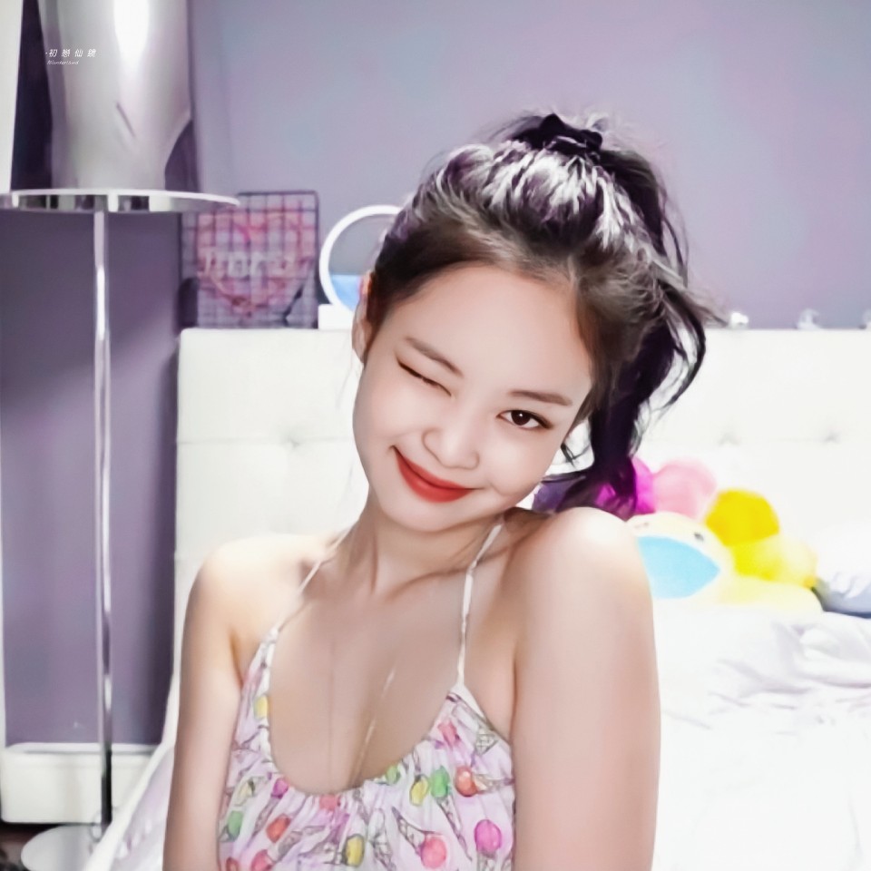 金珍妮JENNIE