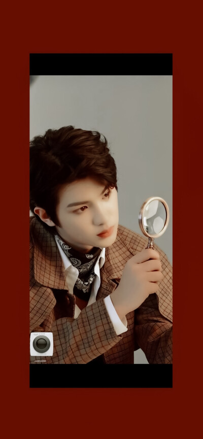 黄明昊justin
图源微博绝世贾人