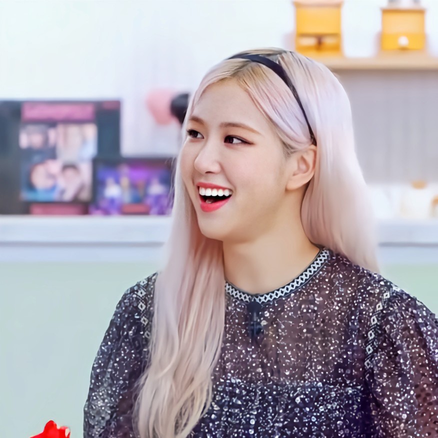 BLACKPLNK 可二改
注明亓官妍。(这个节目的还没有发完。)