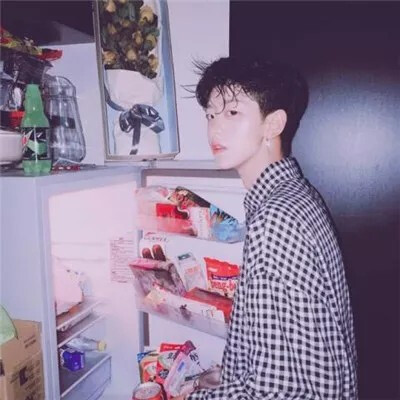 情侣头像,源网侵删.