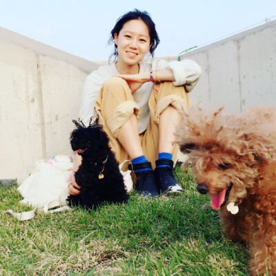 孔晓振 ♥ ♥ ♥
INS：rovvxhyo