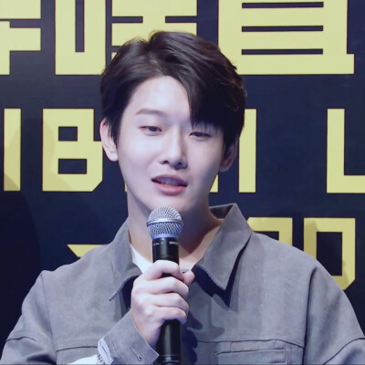 图源 微博:蓝色果味软糖