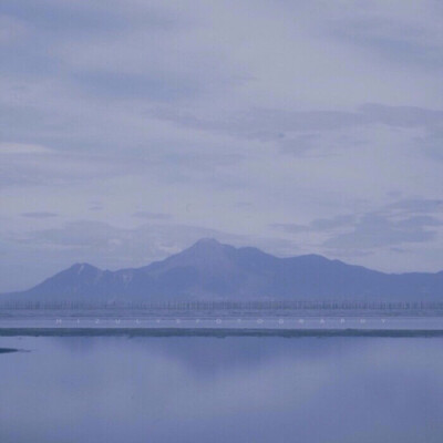 蓝色背景壁纸