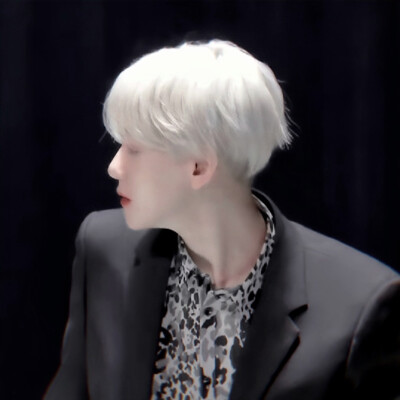 白昼解不开的结黑夜慢慢耗。