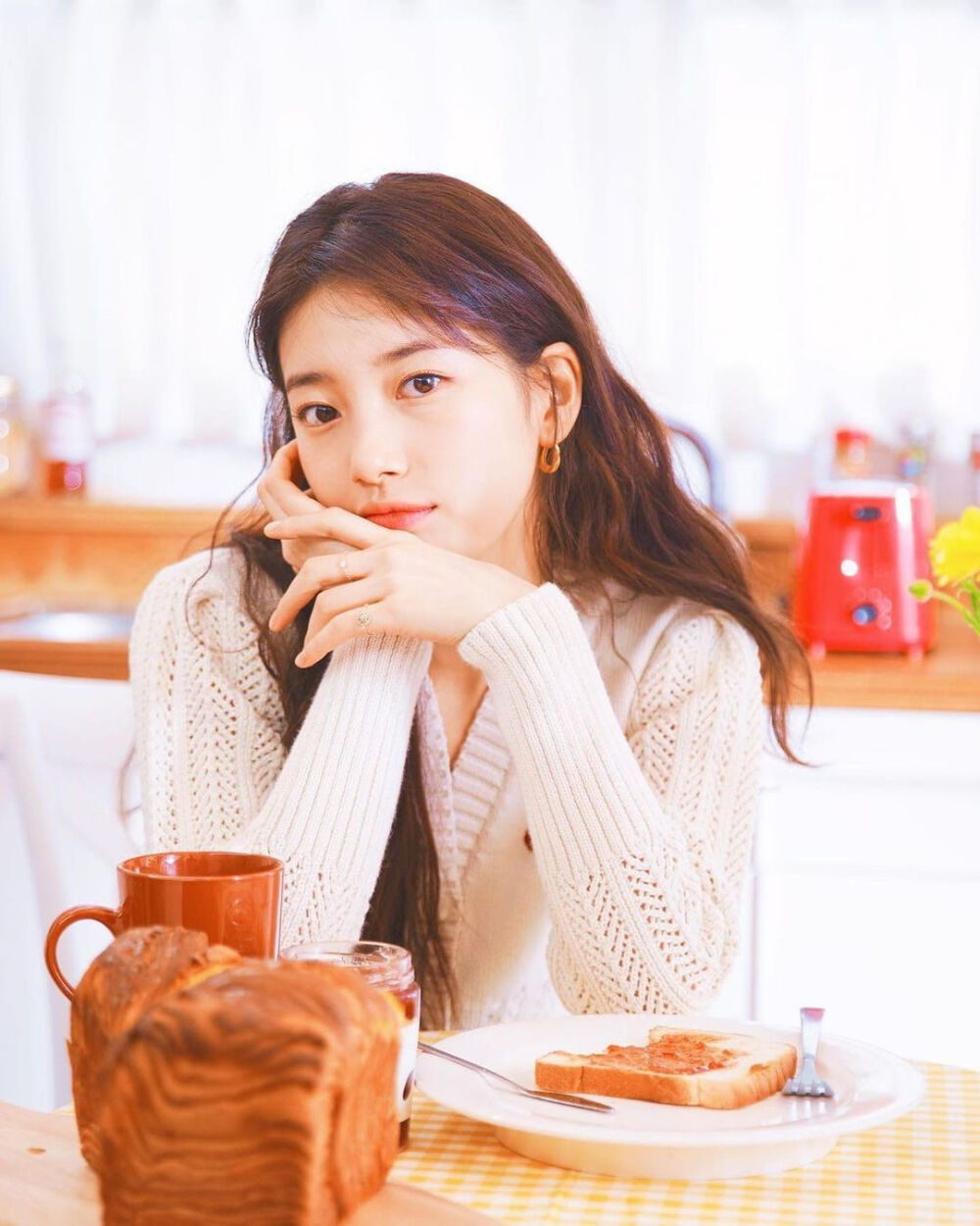 【美女安利】裴秀智｜ins：skuukzky
韩国爱豆｜演员｜女团miss A｜苏西suzy｜裴兔子｜居家写真｜女头｜头像｜手机壁纸｜笑容｜治愈｜韩系少女感｜出道10周年纪念｜女神｜ins搬运｜同款穿搭｜国民初恋