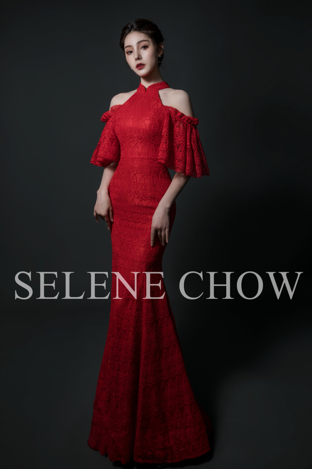 SELENE CHOW 红色系礼服，图源微博cr：@设计师Selene Chow