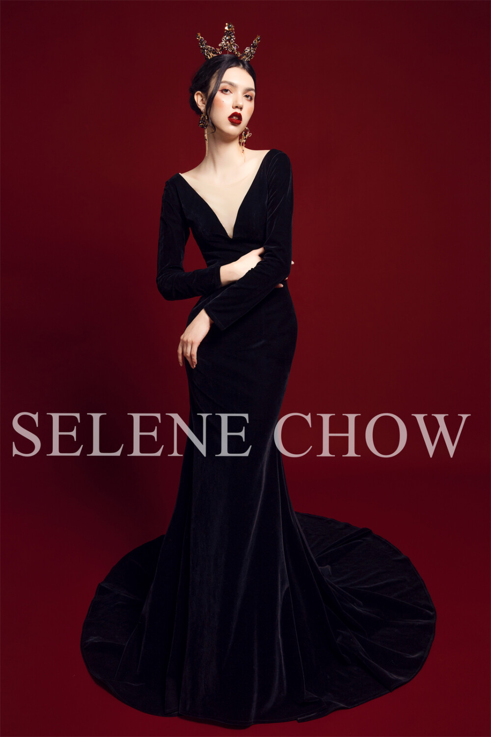 SELENE CHOW 黑色系礼服，图源微博cr：@设计师Selene Chow