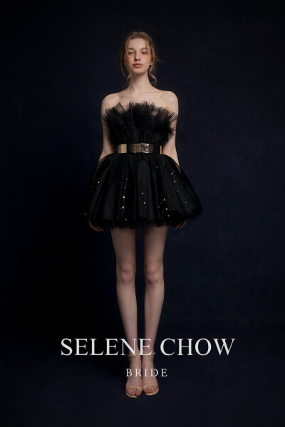 SELENE CHOW 黑色系礼服，图源微博cr：@设计师Selene Chow