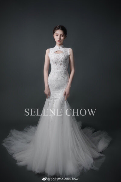 SELENE CHOW 白色系礼服，图源微博cr：@设计师Selene Chow