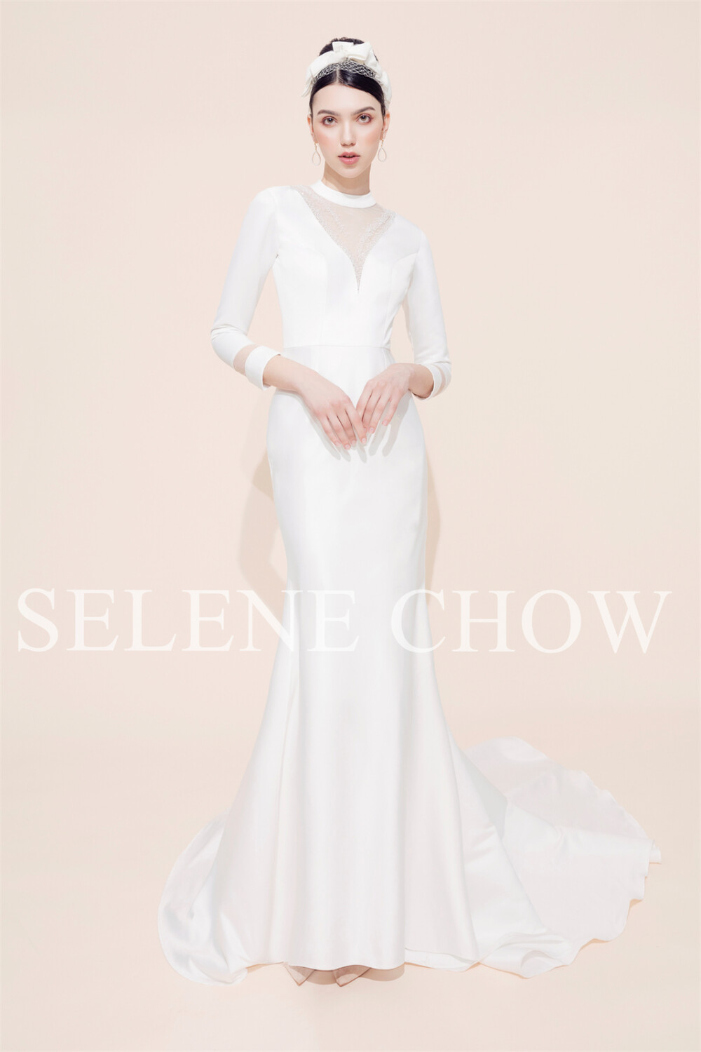 SELENE CHOW 白色系礼服，图源微博cr：@设计师Selene Chow