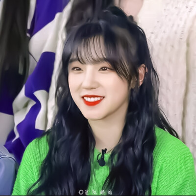 ©宋雨琦
原截许唯
拿图看简介