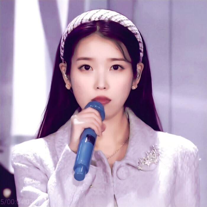 最终还是错过了啊_
#IU_李知恩