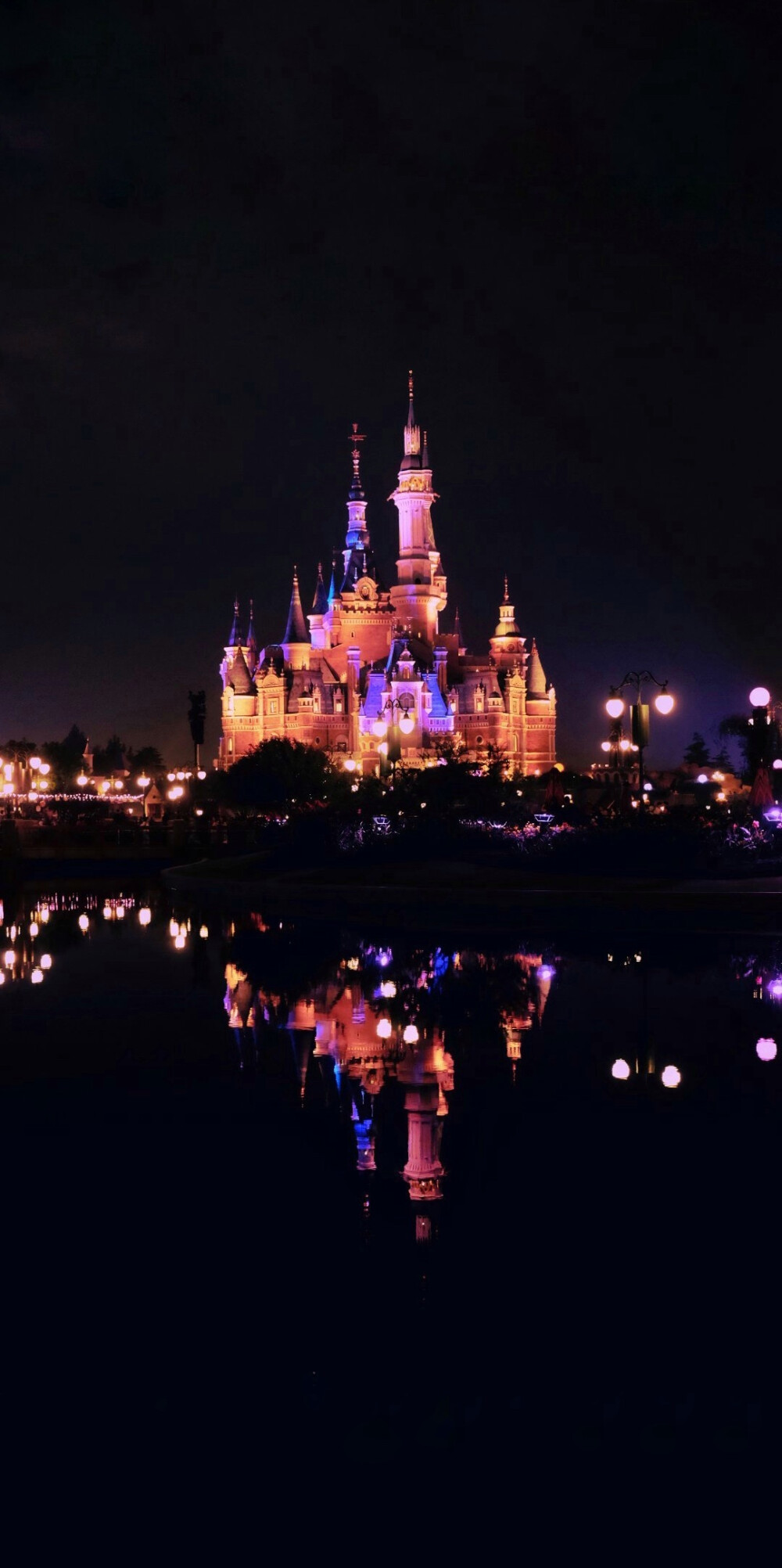 迪士尼乐园背景图夜晚图片