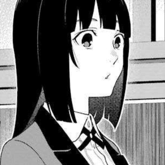 蛇喰梦子