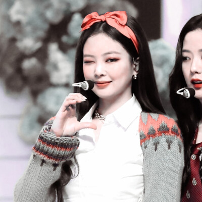 Jennie & Jisoo