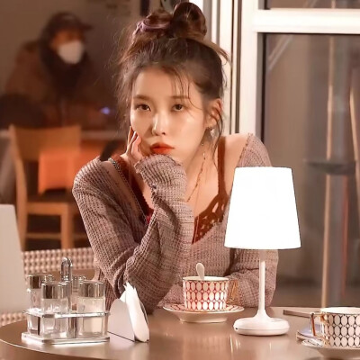 IU。
注明校弧。