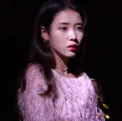 IU。
注明校弧。