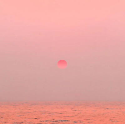 “落日弥漫的橘 天边透亮的星”/云朵/太阳/橘色/温暖/背景