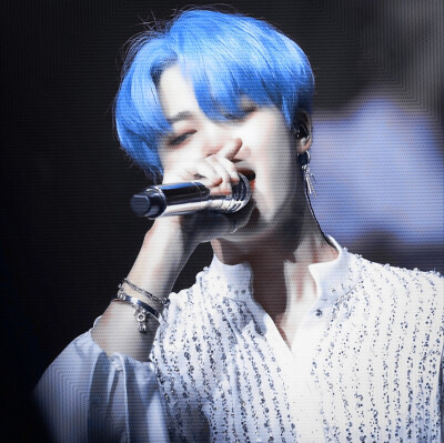 “千万不要对我太好，不爱我就离我远点，放过彼此.”
原截©®MINToYou_1013