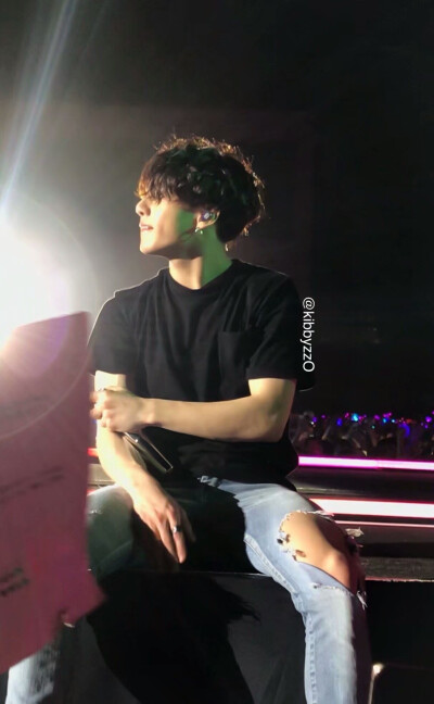 菇菇子的绝帅生图