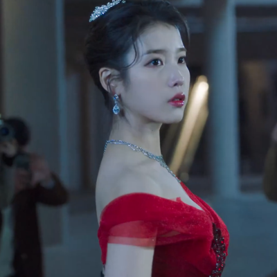 —IU
—见简介