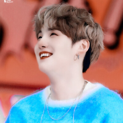 “抓到一只可爱的小猫咪啦！”
闵糖//闵玧其头像
原截©®sugameow_309