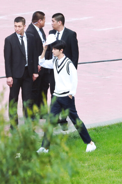 190915《最好的夏天》拍摄 肖战