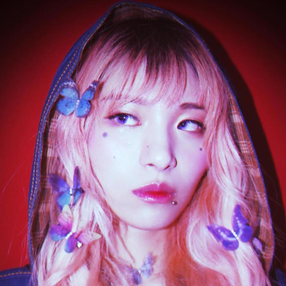 Jvcki Wai
文体开花
韩国知名说唱女歌手
视觉原宿涩谷系女rapper