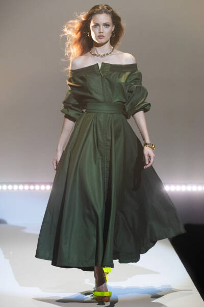 SPRING 2021 READY-TO-WEAR
Brandon Maxwell