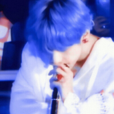 Blue fantasy / Kim Tae Hyung.