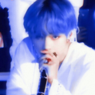 Blue fantasy / Kim Tae Hyung.