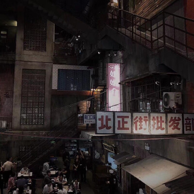 背景图·你是我的不动声色，却也深刻