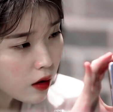 #好圆的U宝.
IU.
原白歌妍.
白婧婷.