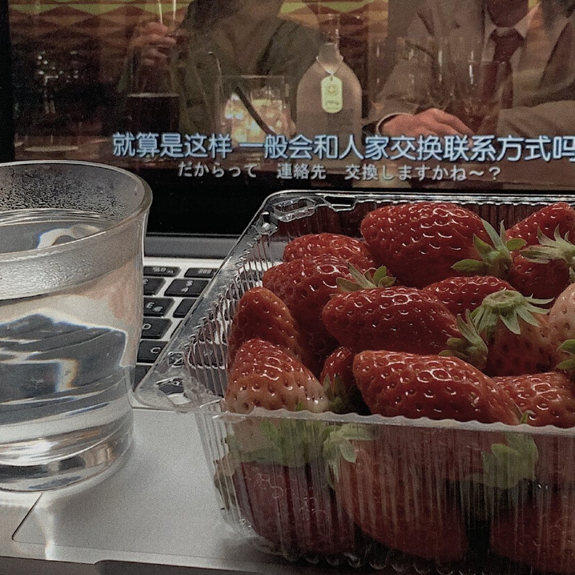 INS风朋友圈背景图