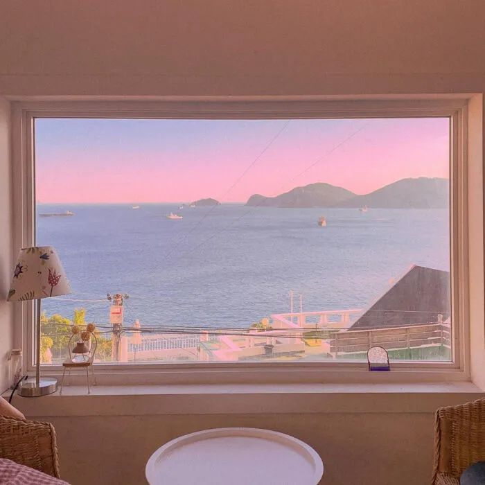 背景图·我拒绝了吹来的风，也没有再喜欢的人。